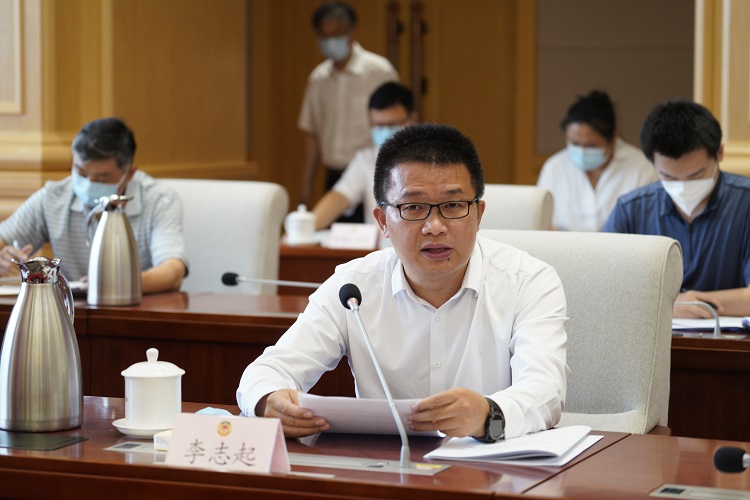 李志起参加北京市政协议政会建言博物馆之城建设