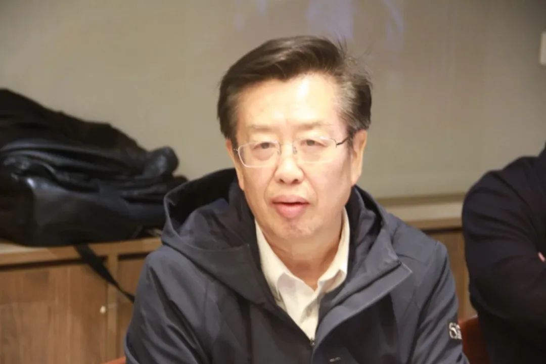 通过立法帮助民营企业树立信心
